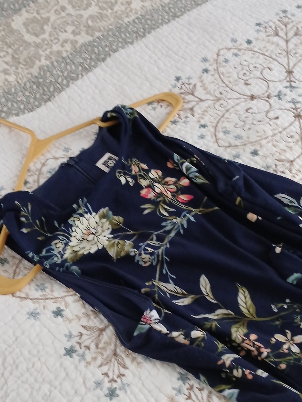 Anne Klein Navy Floral Dress with tie at waist - Picture 5 of 5